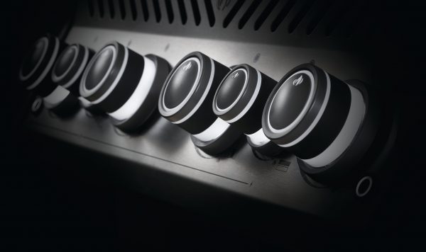 Rogue-1-Details-Knobs-RSE-Glow