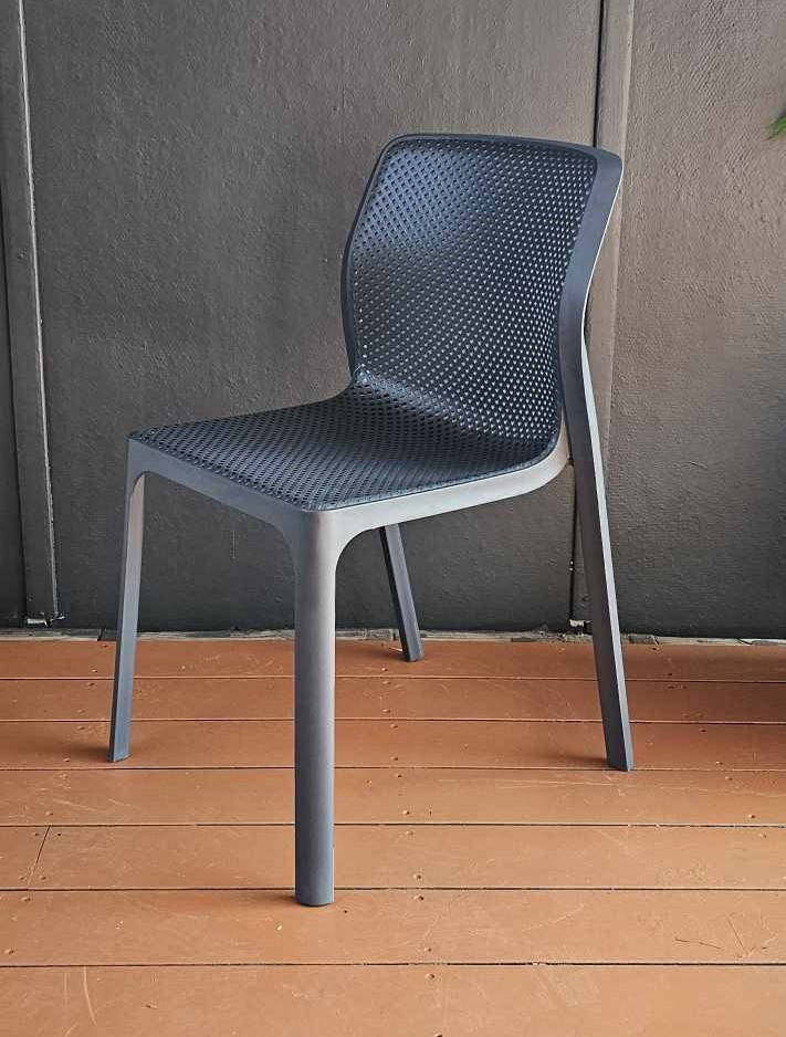 baily armless gunmetal front